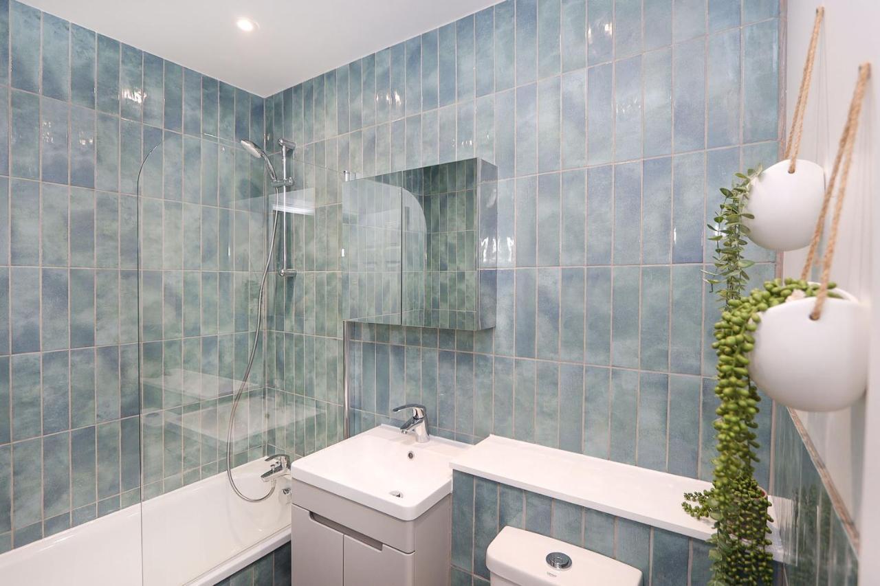 The London Secret, 1 Bed Flat With Patio - Zone 2 Lägenhet Exteriör bild